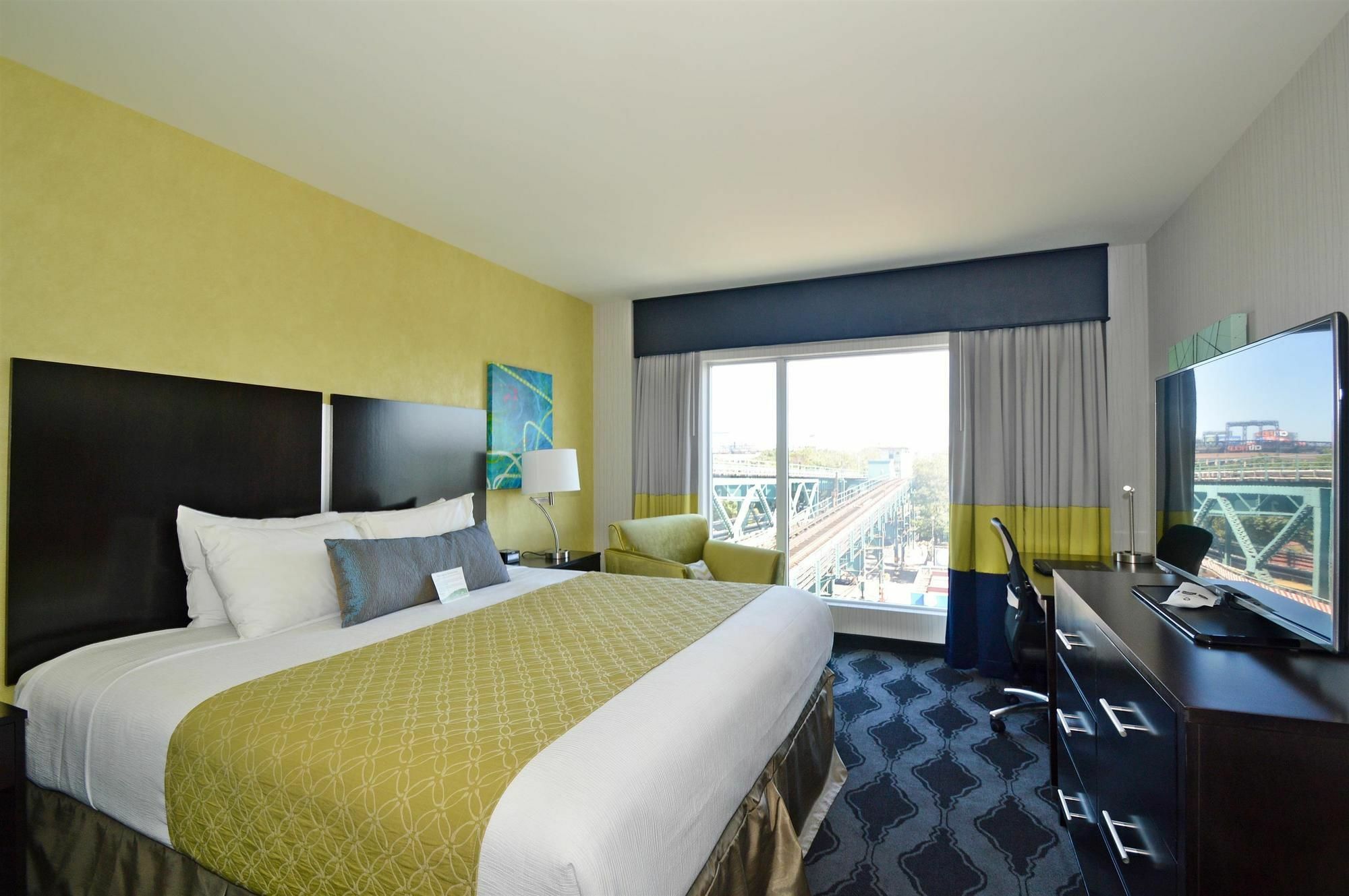 Best Western Plus Laguardia Airport Hotel Queens 纽约 外观 照片