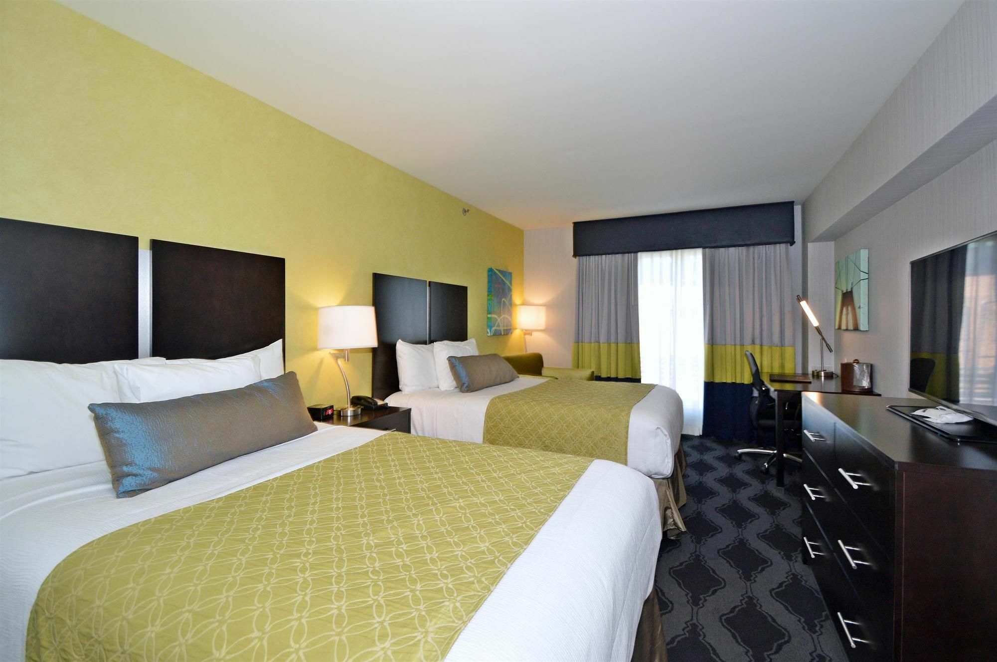 Best Western Plus Laguardia Airport Hotel Queens 纽约 外观 照片